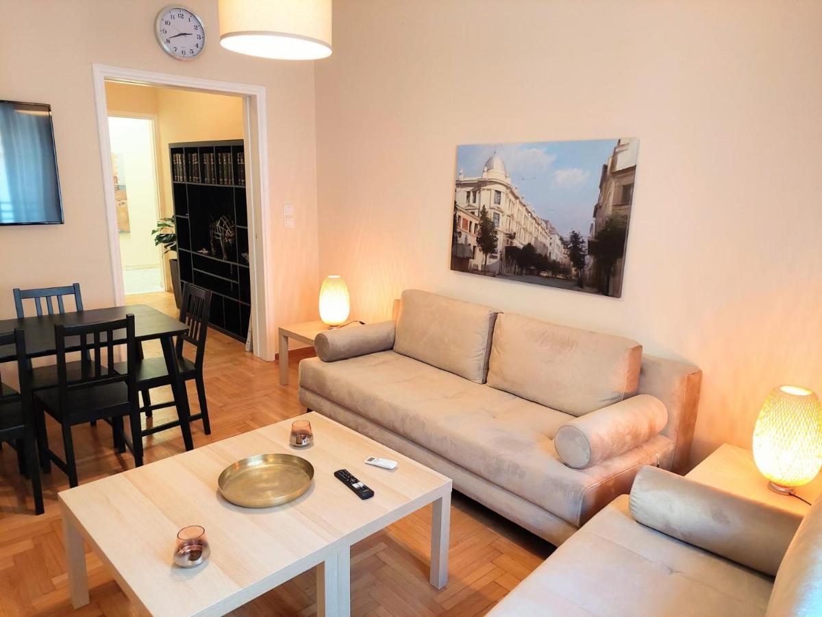Grand Apartment In Parliament Square أثينا المظهر الخارجي الصورة