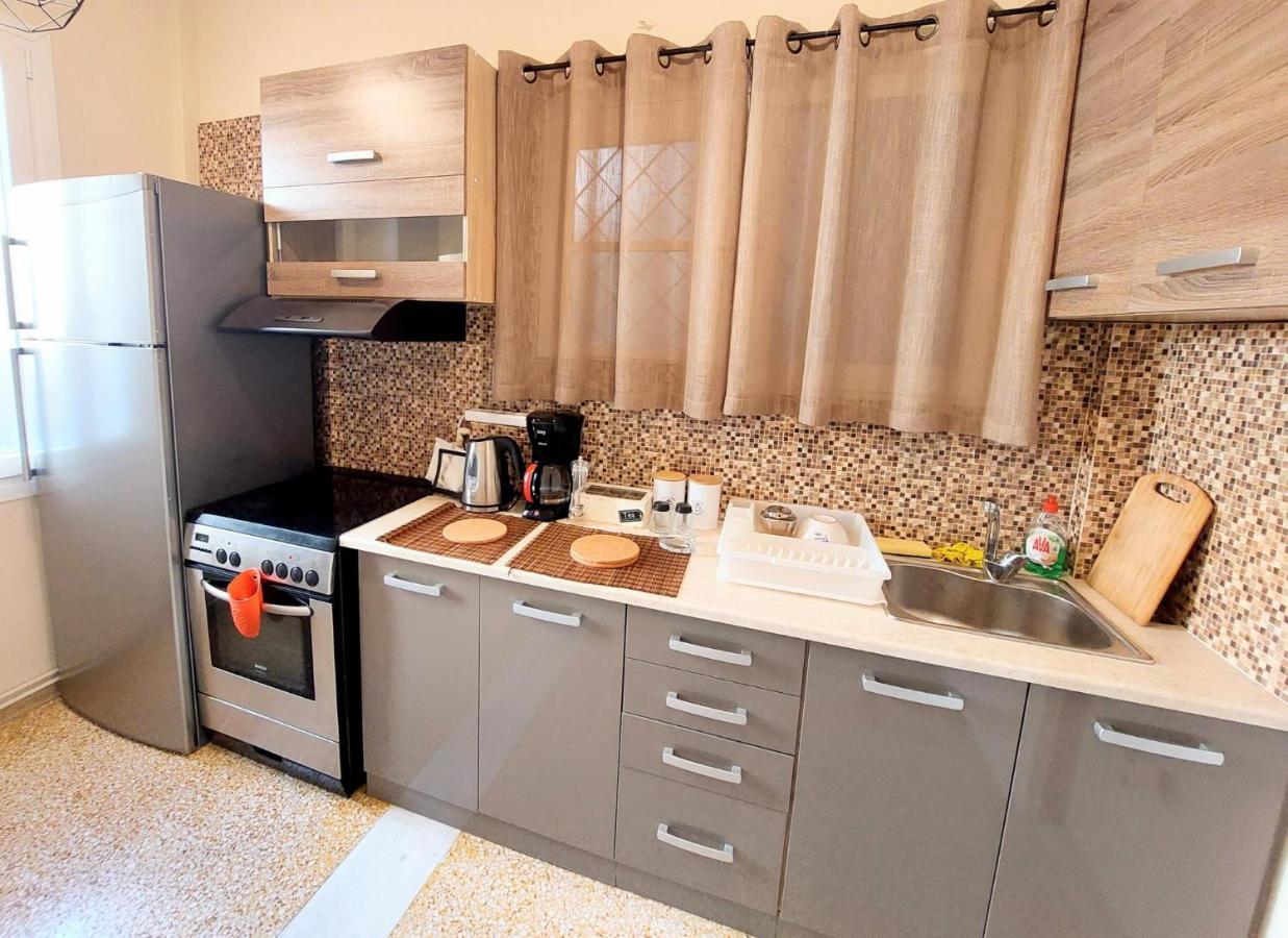 Grand Apartment In Parliament Square أثينا المظهر الخارجي الصورة