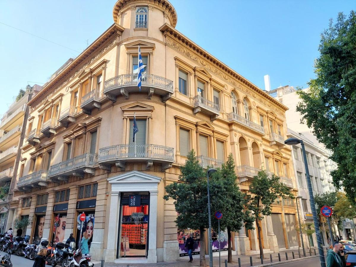 Grand Apartment In Parliament Square أثينا المظهر الخارجي الصورة