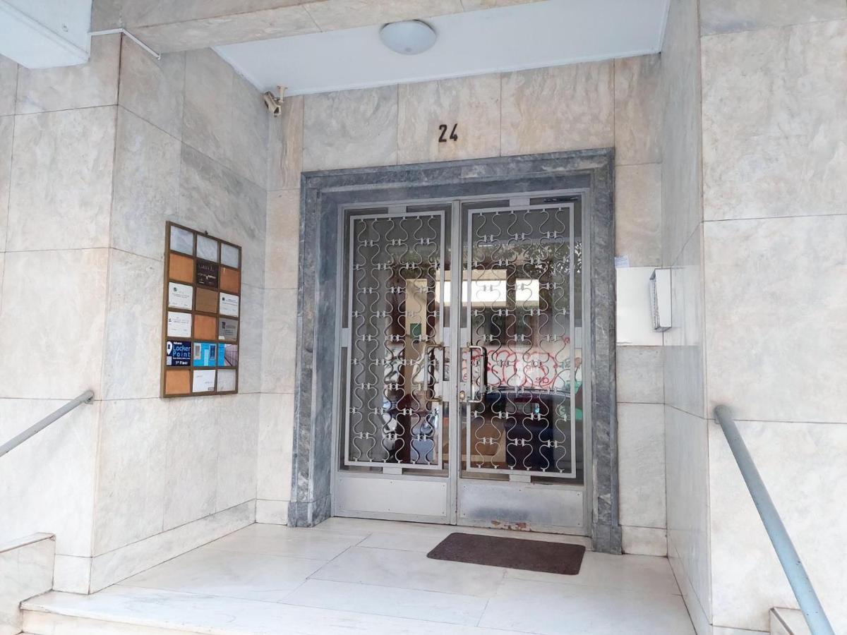 Grand Apartment In Parliament Square أثينا المظهر الخارجي الصورة