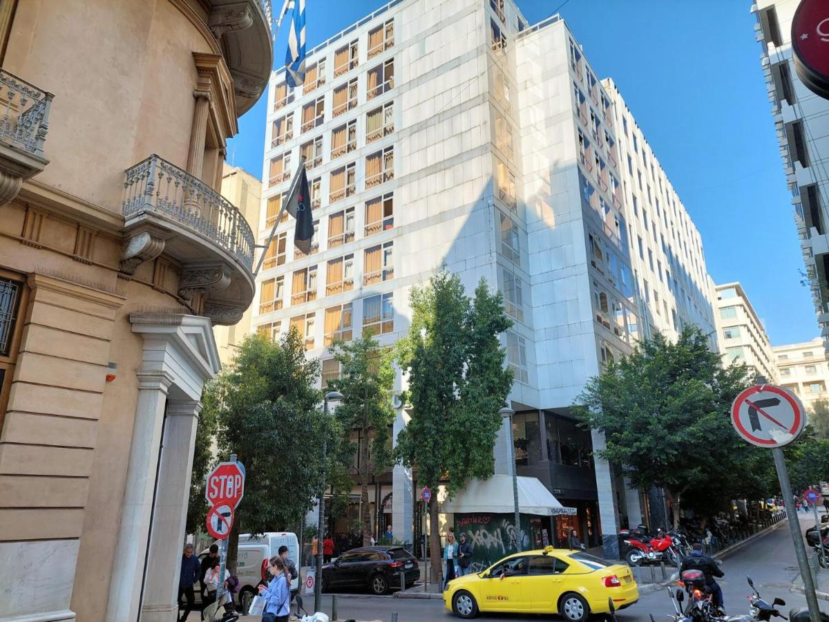 Grand Apartment In Parliament Square أثينا المظهر الخارجي الصورة