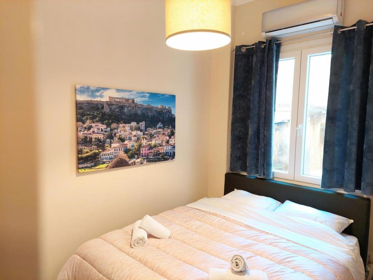 Grand Apartment In Parliament Square أثينا المظهر الخارجي الصورة